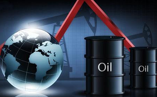 今天，美原油的价格续跌，逼近82美元/桶，为何?